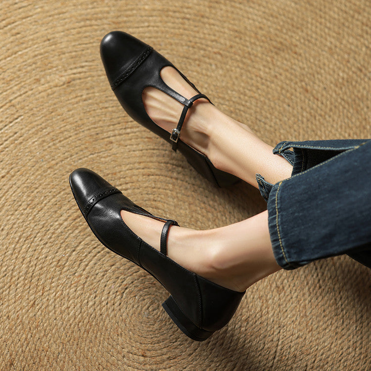 Vintage leather handmade flats for women with round toe & adjustable strap.